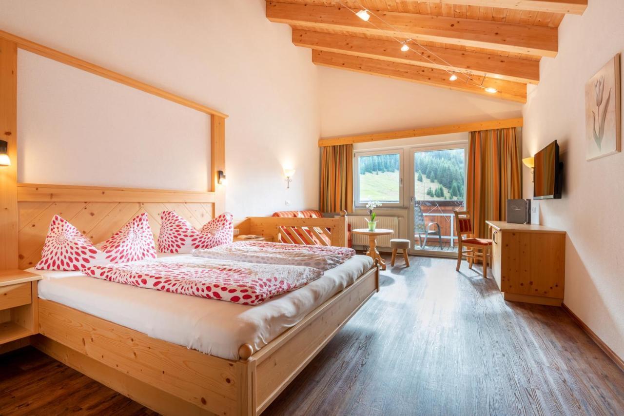 Hotel Thaneller Stadl Braeu Berwang Exterior foto